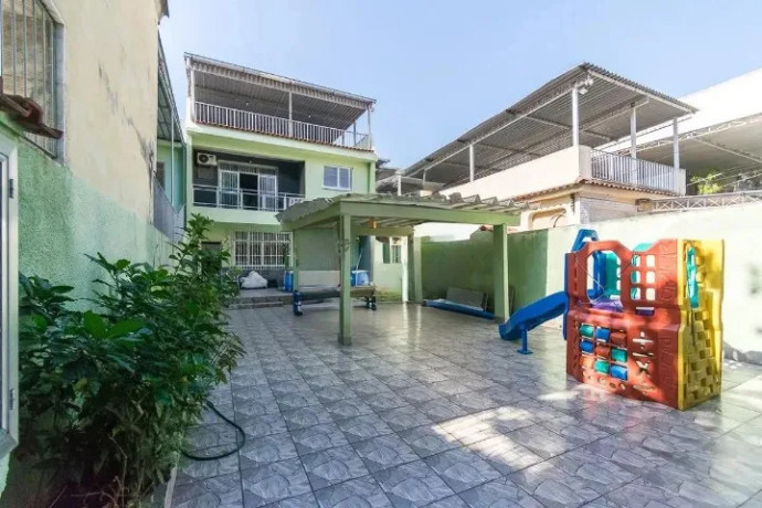 casa-4-quartos-2-andares-terraco-na-penha-proximo-ao-comercio-e-av-brasil-big-0