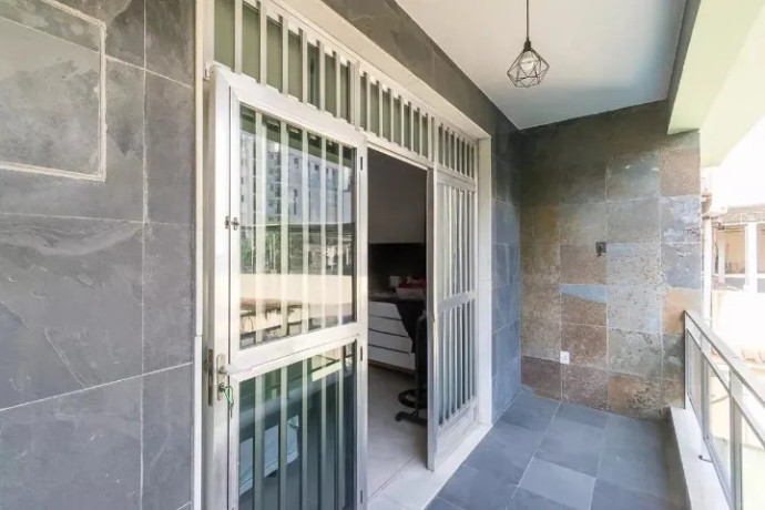 casa-4-quartos-2-andares-terraco-na-penha-proximo-ao-comercio-e-av-brasil-big-1