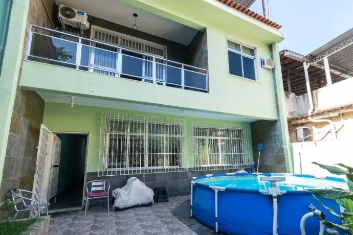 casa-4-quartos-2-andares-terraco-na-penha-proximo-ao-comercio-e-av-brasil-big-2